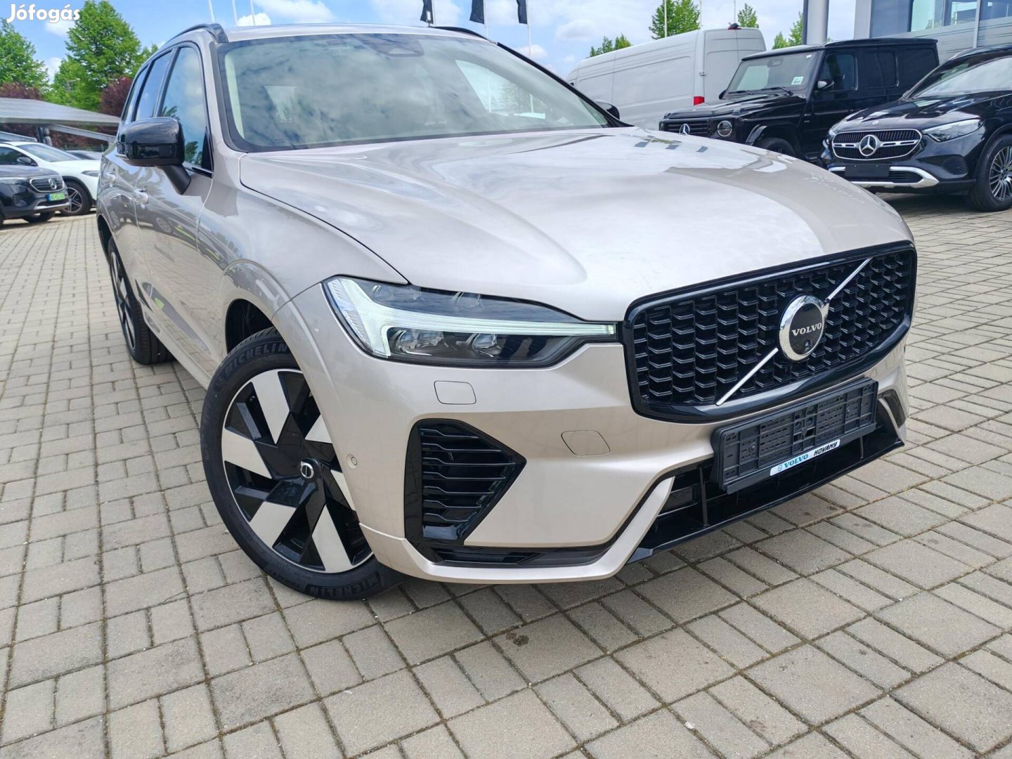 Volvo XC60 2.0 [T8] Ultra Dark AWD Geartronic C...